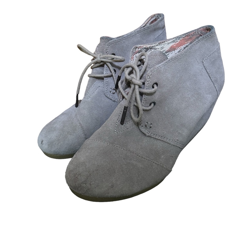 Toms Women’s 6.5 Desert Suede Wedge Heels